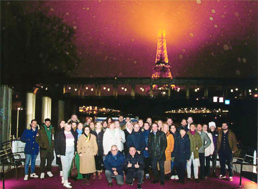 Interscience distribution team in front of the Eiffel Tower, Paris 2024